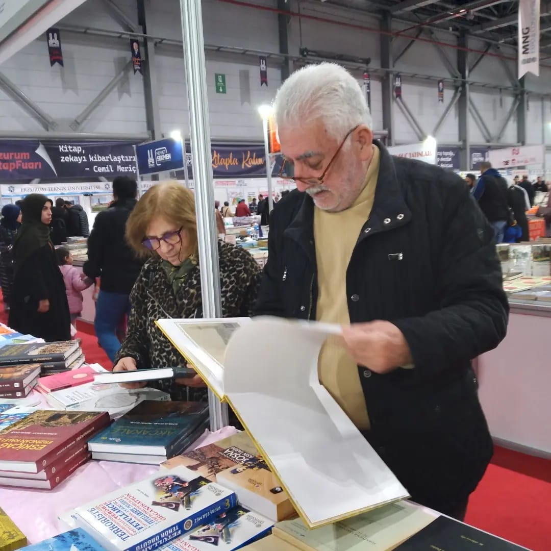 04-13 Kasım 2022 Tarihleri Arasında  Düzenlenen Doğu Anadolu 2.Kitap Fuarındayız